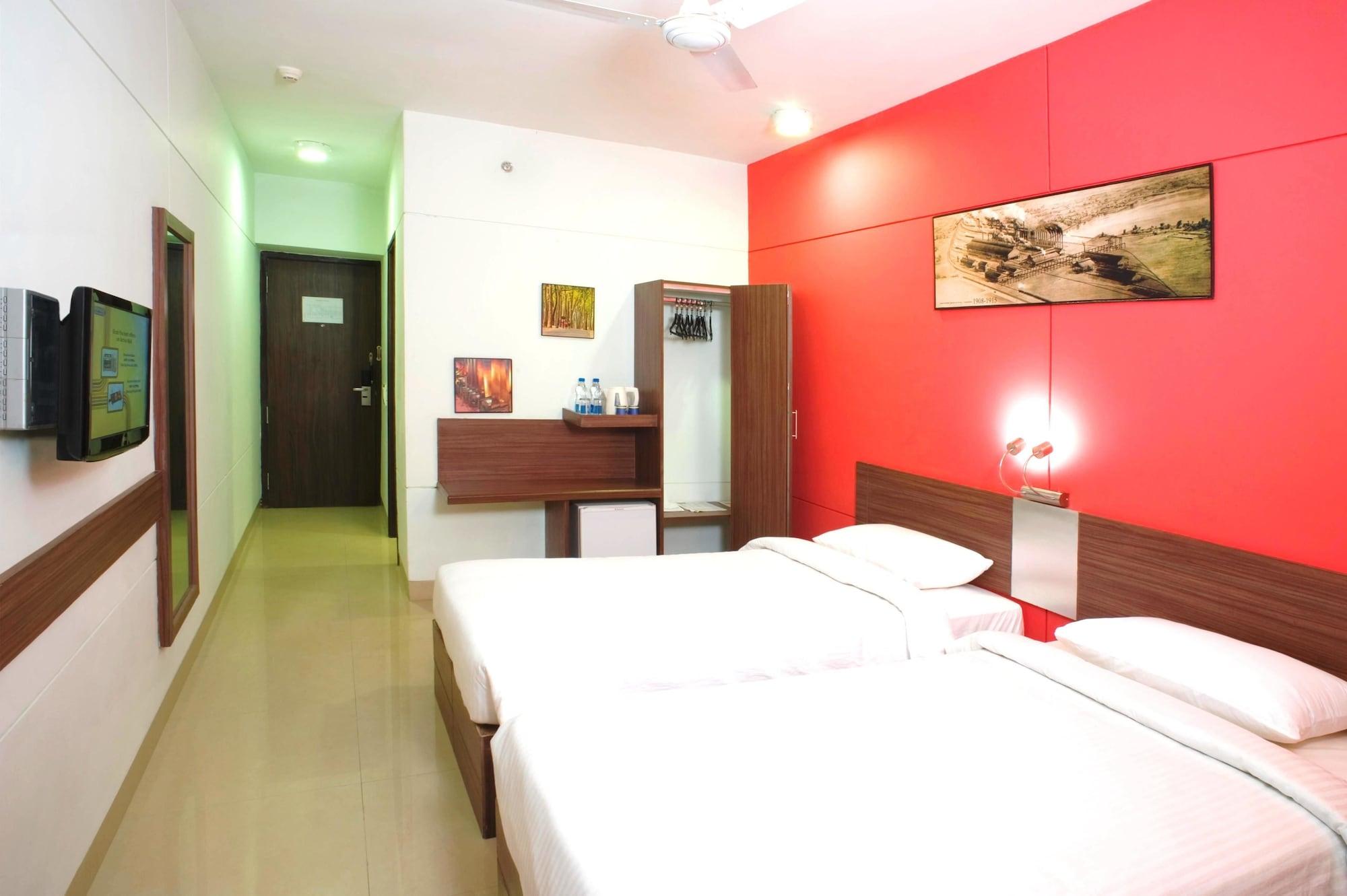Hotel East Delhi Nuova Delhi Esterno foto